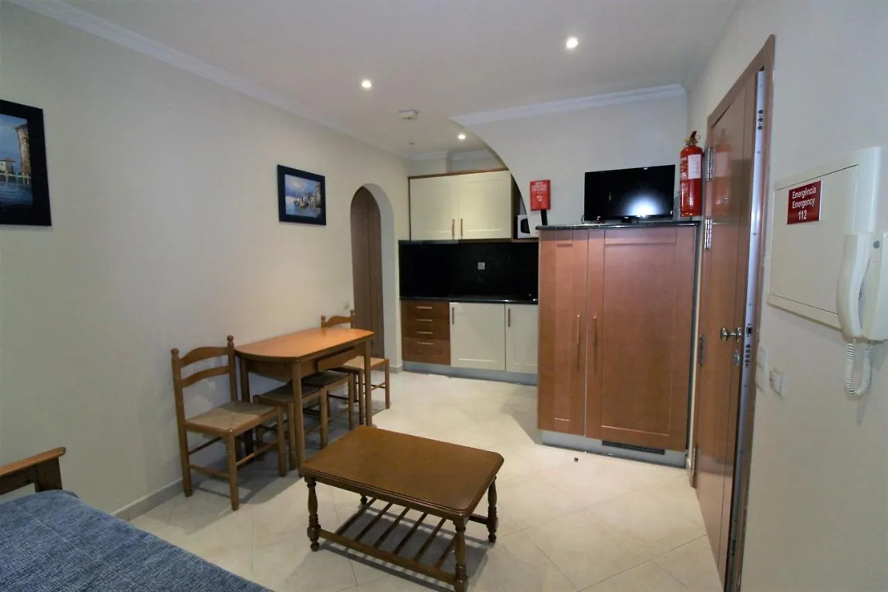 Beach Waves - Albufeira Apartamento